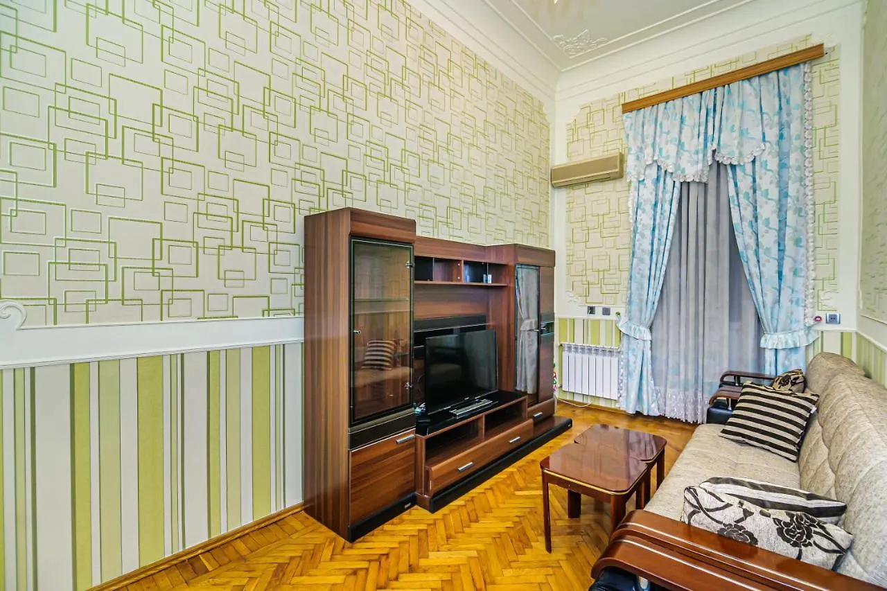 Theatrium Apartment Bakü